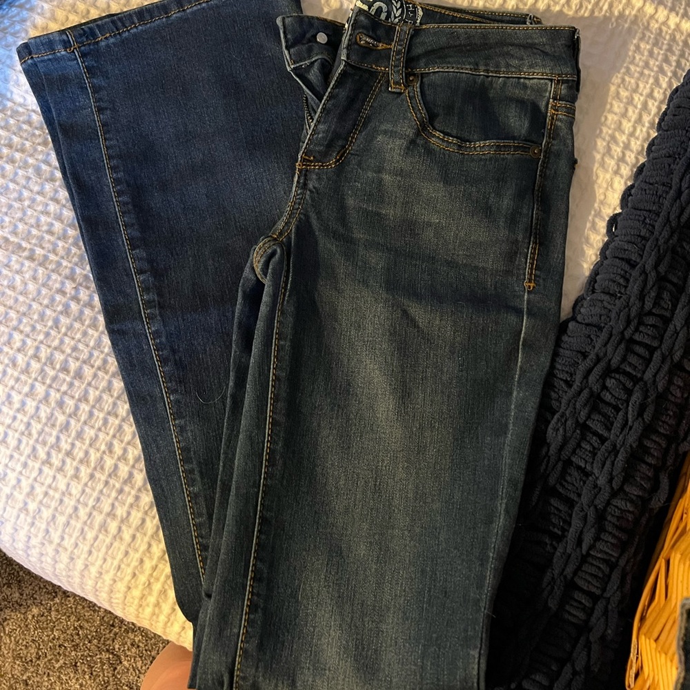 Jeans & shorts